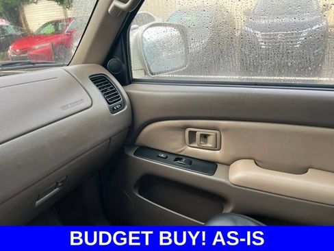 Used 2002 Toyota 4Runner SR5 w/ Upgrade Value Pkg 2 RWD image 23