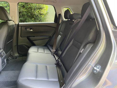 Used 2026 Nissan Rogue Dark Armor FWD image 34