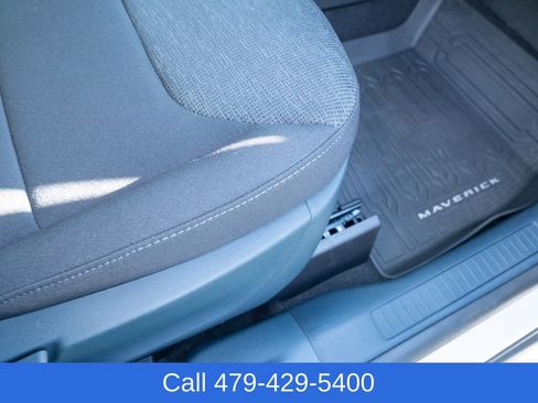 Used 2025 Ford Maverick XL w/ Equipment Group 102A image 40