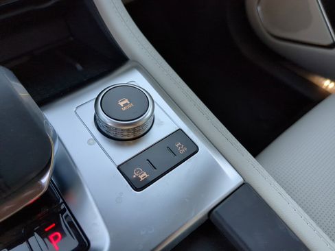 New 2026 Jaguar F-PACE R-Dynamic S image 26