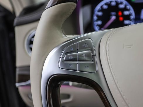 Used 2017 Mercedes-Benz S 550 4MATIC Sedan image 12