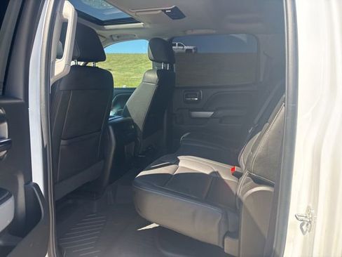 Used 2017 Chevrolet Silverado 1500 LTZ Z71 AWD/4WD image 18