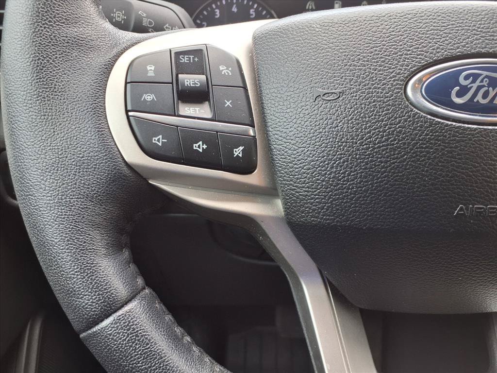 Used 2024 Ford Explorer Limited w/ Limited Technology Package RWD image 14
