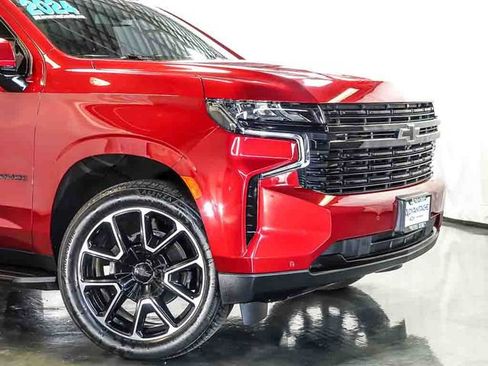 Certified 2024 Chevrolet Tahoe RST w/ Luxury Package AWD/4WD image 3
