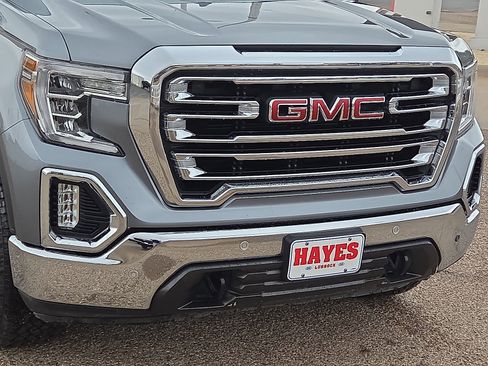 Used 2019 GMC Sierra 1500 SLT w/ SLT Premium Plus Package AWD/4WD image 6