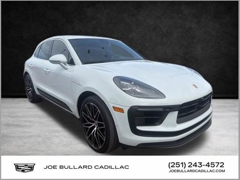Used 2023 Porsche Macan S image 1