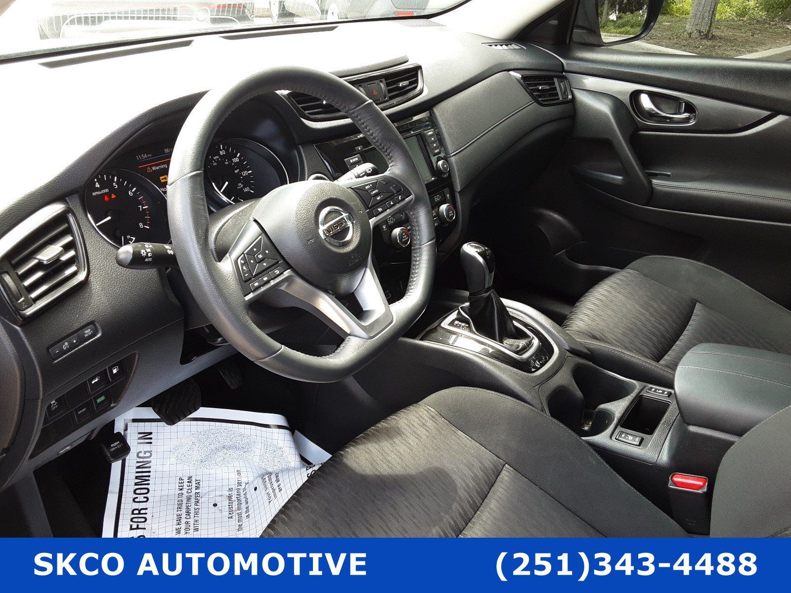 Used 2018 Nissan Rogue SV FWD image 20