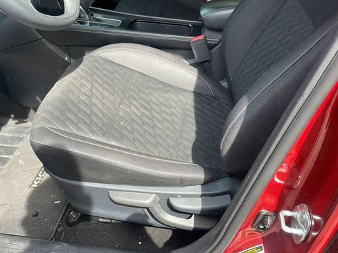 Used 2022 Nissan Kicks SV FWD image 12