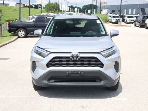 Used 2024 Toyota RAV4 XLE AWD/4WD image 2