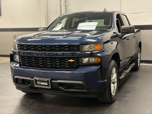Used 2020 Chevrolet Silverado 1500 Custom w/ Custom Value Package RWD image 5