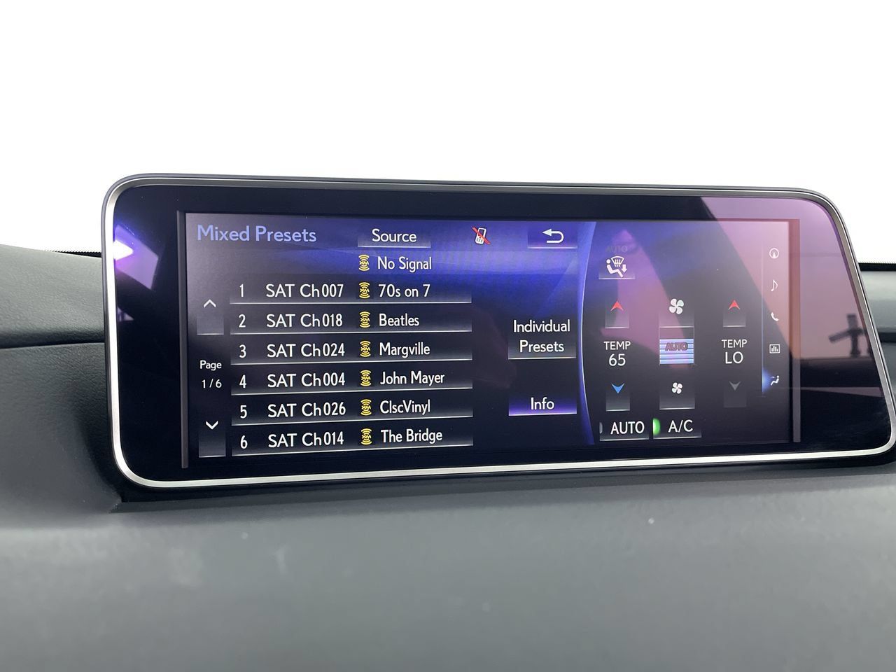 Used 2018 Lexus RX 350 AWD w/ Premium Package image 16