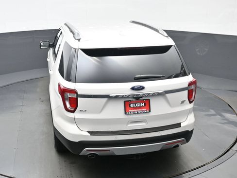 Used 2017 Ford Explorer XLT w/ Equipment Group 202A FWD image 41