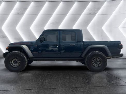Used 2025 Jeep Gladiator Rubicon w/ Safety Group AWD/4WD image 4