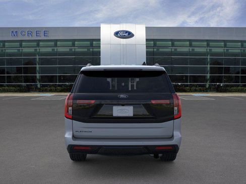 New 2026 Ford Expedition Platinum w/ Stealth Appearance Package AWD/4WD image 5