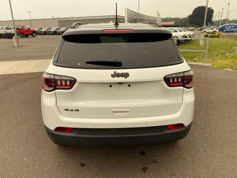 Used 2026 Jeep Compass Limited AWD/4WD image 4