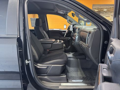 Used 2022 Chevrolet Silverado 1500 RST AWD/4WD image 15