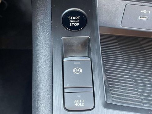 New 2026 Nissan Kicks S image 28