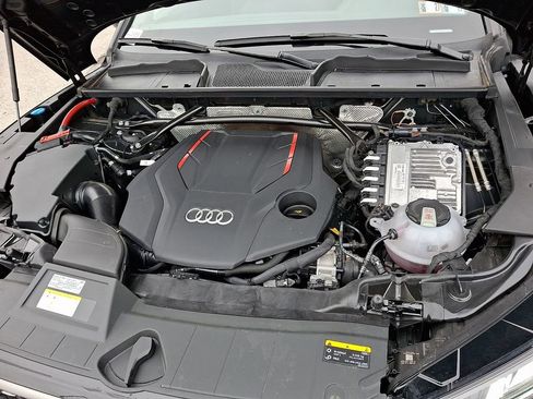 Certified 2023 Audi SQ5 Premium Plus w/ Premium Plus Package AWD/4WD image 29