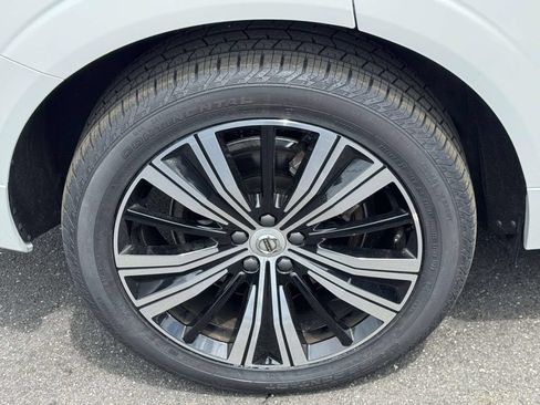 Certified 2023 Volvo XC60 B6 Ultimate w/ Climate Package AWD/4WD image 6