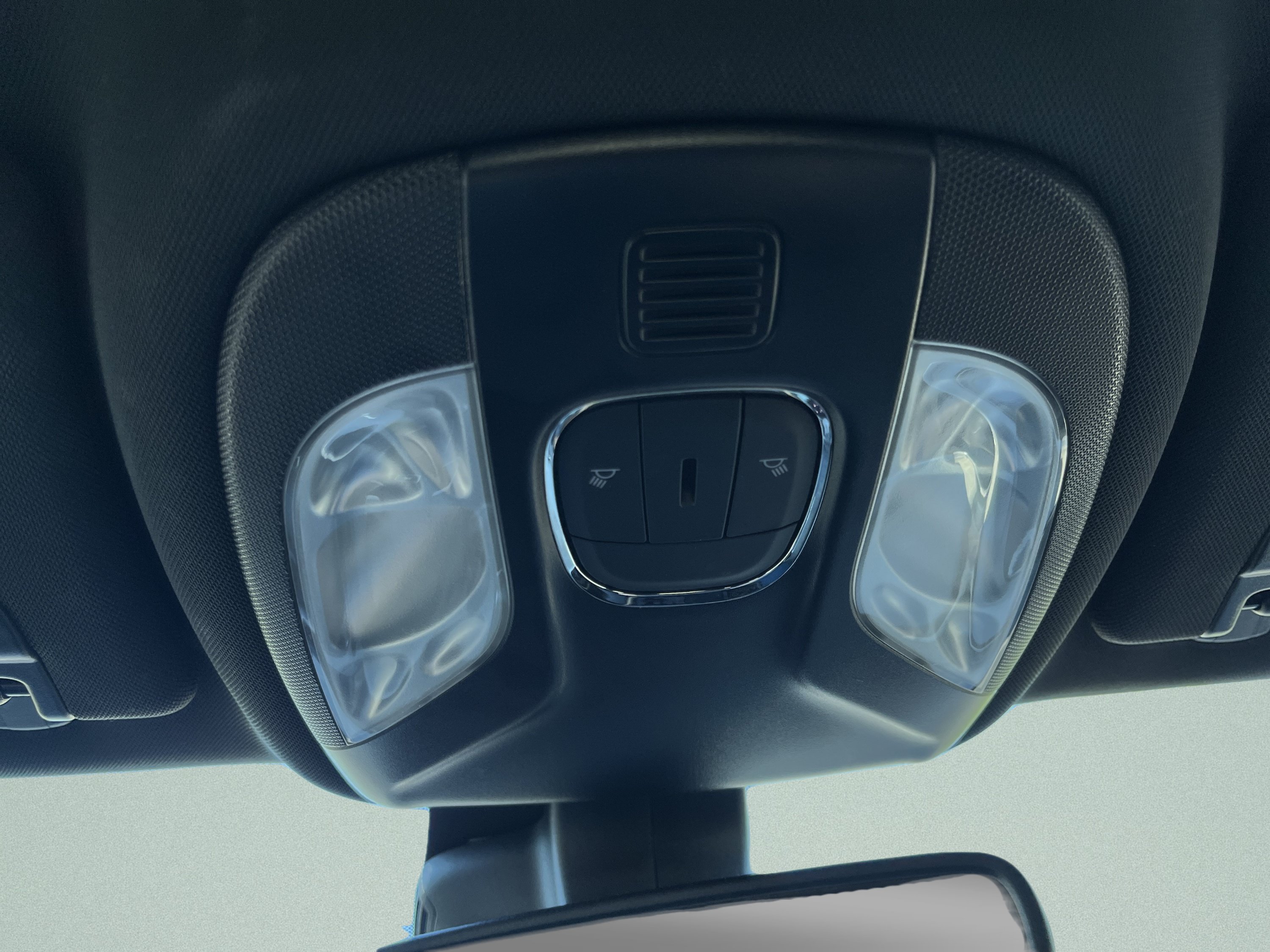 Used 2025 Jeep Compass Limited AWD/4WD image 19