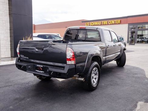 Used 2011 Toyota Tacoma 4x4 Double Cab w/ TRD Sport Pkg w/JBL Audio image 5