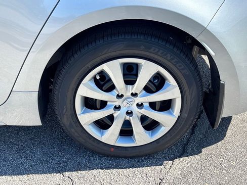 Used 2026 Toyota Corolla LE image 30