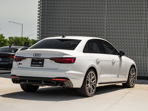 Certified 2023 Audi S4 Premium Plus w/ Premium Plus Package AWD/4WD image 4