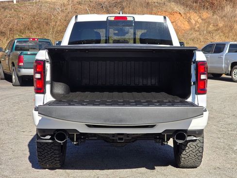 New 2026 RAM 1500 Big Horn AWD/4WD image 16
