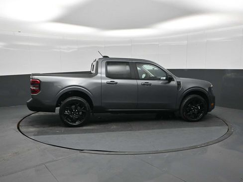 New 2026 Ford Maverick Lariat w/ Black Appearance Package image 9