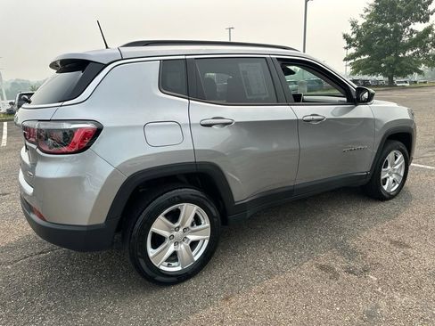 Used 2022 Jeep Compass Latitude w/ Convenience Group AWD/4WD image 12
