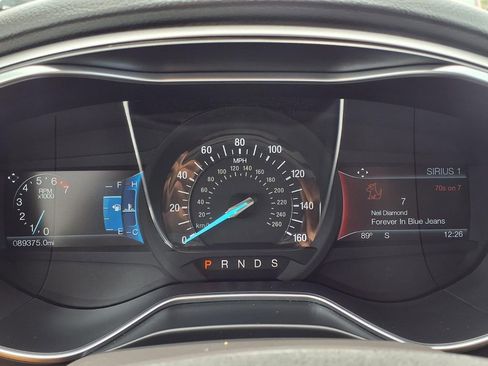 Used 2016 Ford Fusion SE AWD/4WD image 30