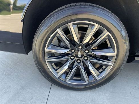 Used 2021 Cadillac Escalade ESV Sport Platinum image 34