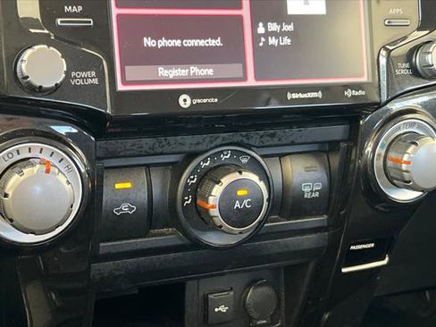 Certified 2024 Toyota 4Runner TRD Off-Road image 22