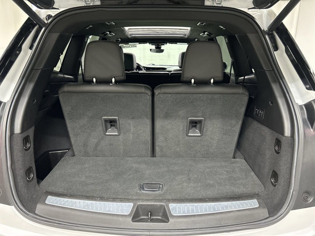 Used 2020 Cadillac XT6 Premium Luxury AWD/4WD image 24