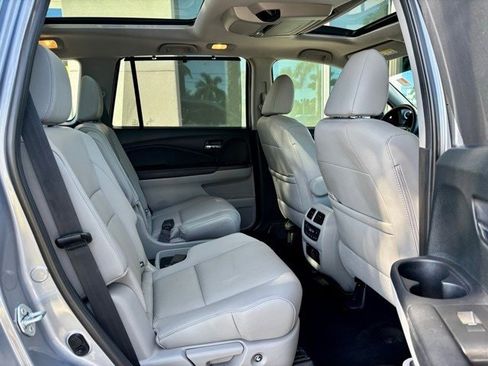 Certified 2022 Honda Pilot Elite image 20