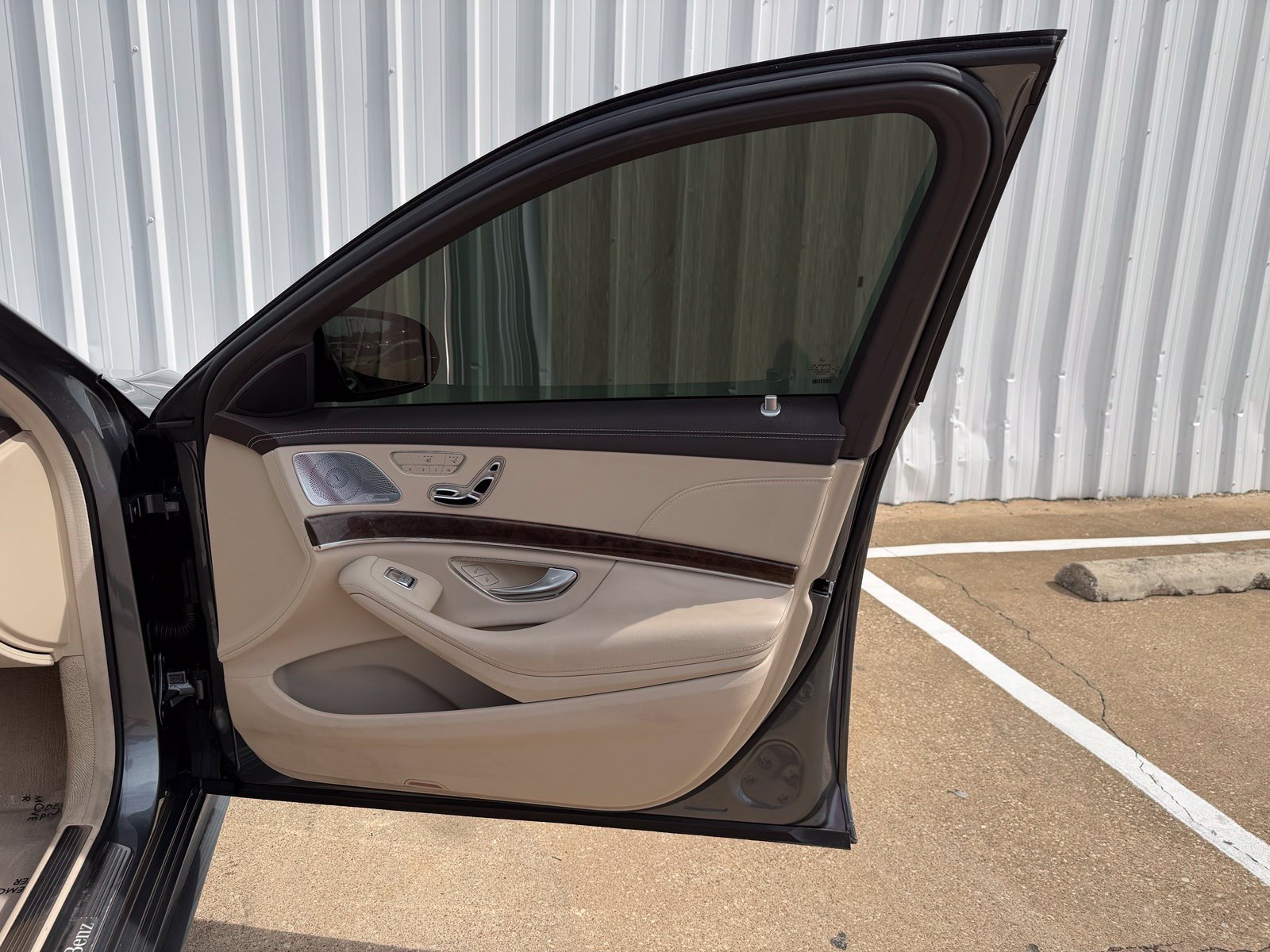 Used 2019 Mercedes-Benz S 450 Sedan image 26