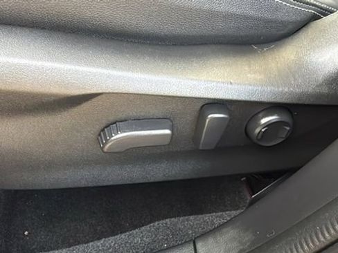 Used 2022 Subaru Forester Premium image 28