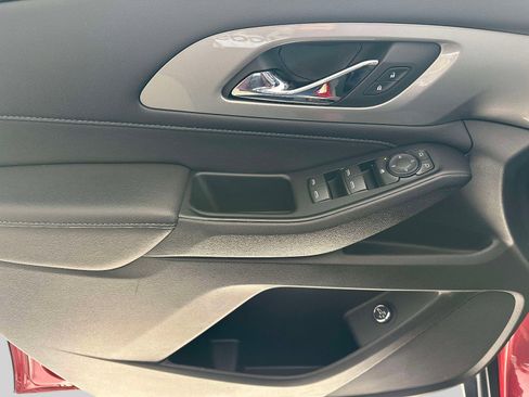 Certified 2023 Chevrolet Traverse LT image 11