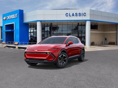 New 2026 Chevrolet Equinox EV LT image 8