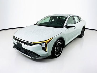 New 2025 Kia K4 EX