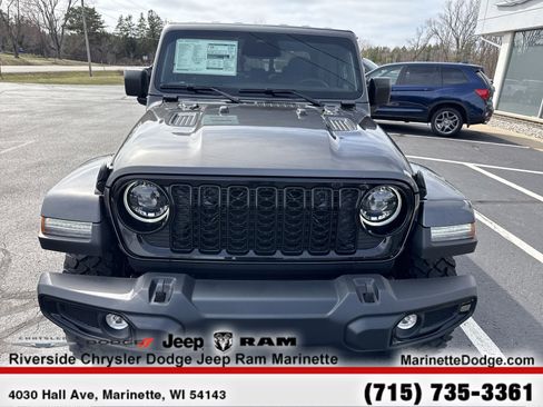 New 2026 Jeep Gladiator Sport AWD/4WD image 3