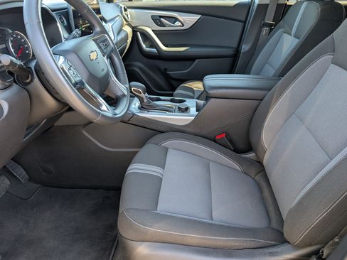 Used 2024 Chevrolet Blazer LT w/ Convenience Package FWD image 12
