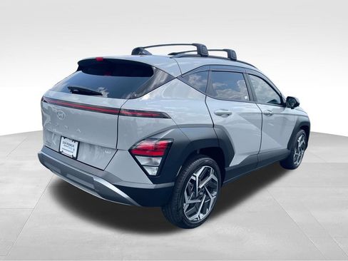 Used 2026 Hyundai Kona SEL Premium FWD image 5