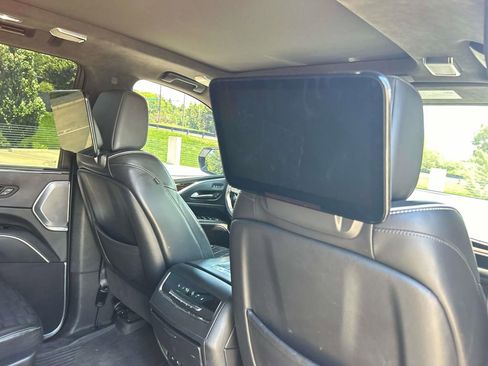 Used 2021 Cadillac Escalade Sport Platinum AWD/4WD image 25