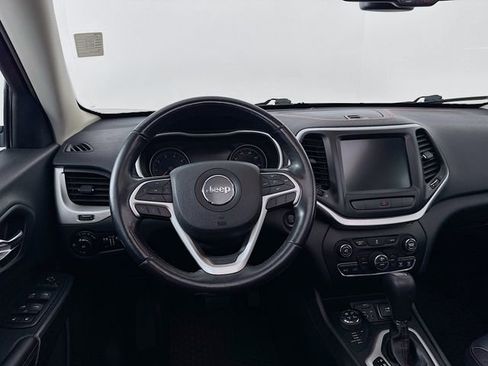 Used 2015 Jeep Cherokee Trailhawk w/ Comfort/Convenience Group image 23