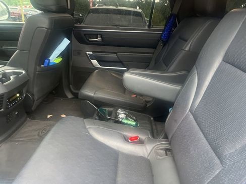 Used 2024 Toyota Sequoia Platinum AWD/4WD image 10