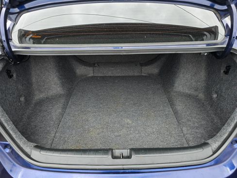 Used 2018 Honda Accord LX image 14