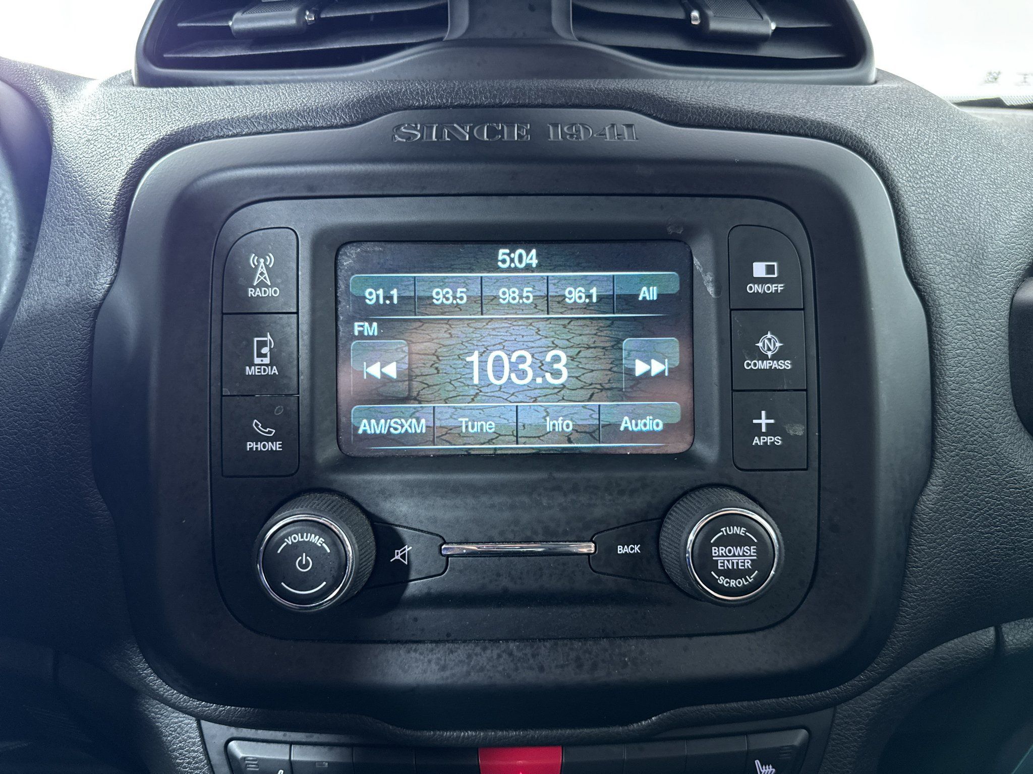 Used 2016 Jeep Renegade Limited w/ Safety & Security Group AWD/4WD image 16