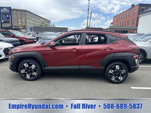 Used 2024 Hyundai Kona SEL AWD/4WD image 8