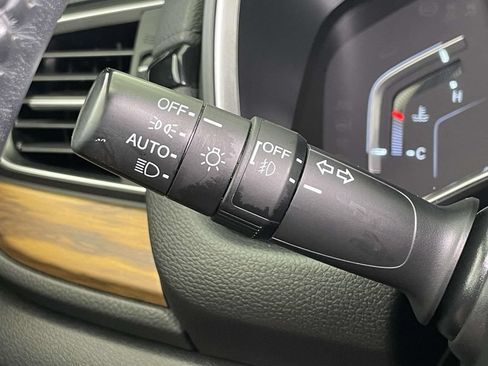 Used 2021 Honda CR-V Touring image 38
